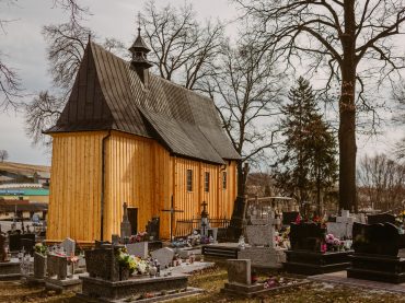 Kościół pw. Nawiedzenia NMP w Iwkowej